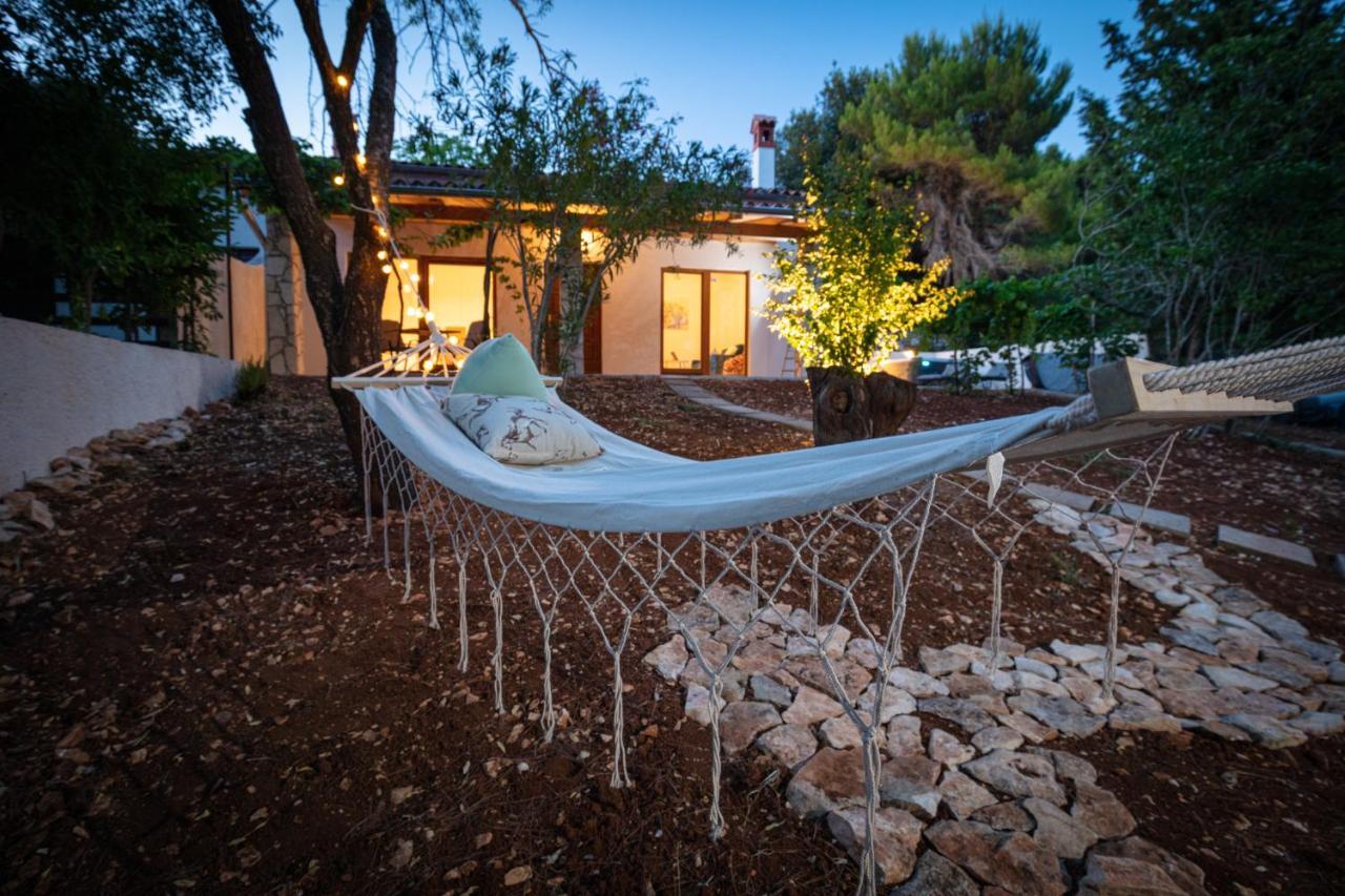 Al Pino Blue Property Premantura Exterior foto